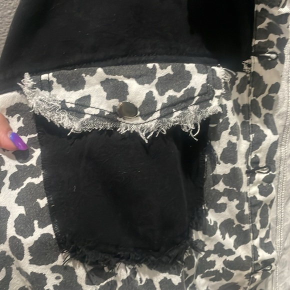 Black leopard print jacket with frayed edges! - Picture 3 of 5
